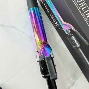 True Beauty 1.25 Black Rainbow Titanium curling iron